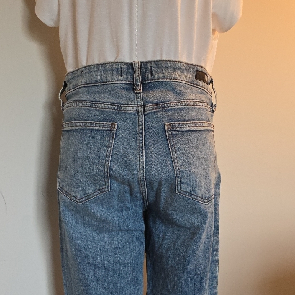 Kut from the Kloth Light Blue Distressed Ankle Jeans - Picture 5 of 6